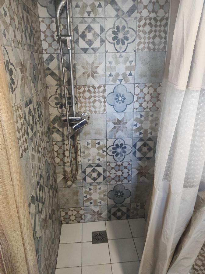 Σοφίτα Καλλύνω Apartment Солун Екстериор снимка
